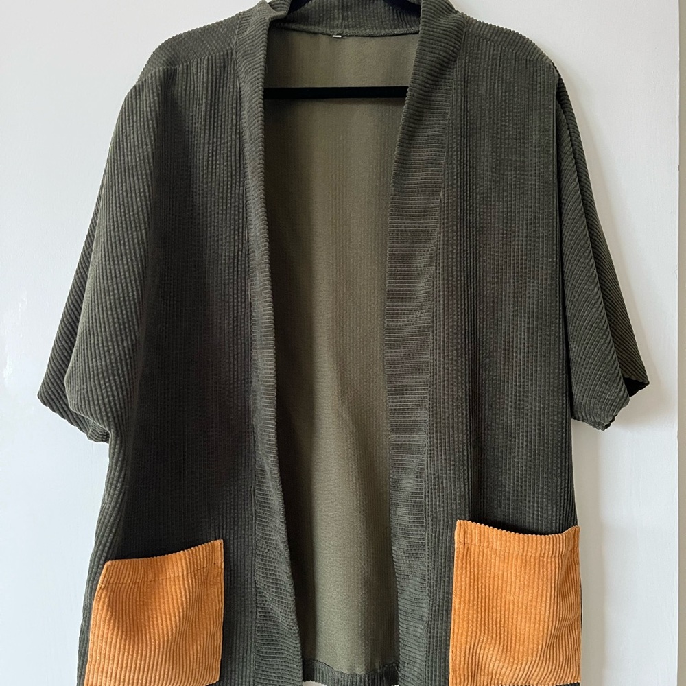 Olive Green short sleeve cardigan with yellow Pockets